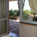 ベッド・アンド・ブレックファスト Le Ginestre Di Capri Bb & House アナカプリ