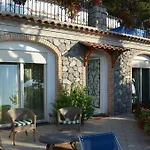 Le Ginestre Di Capri Bb & House ベッド・アンド・ブレックファスト アナカプリ