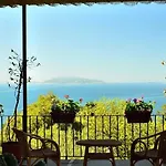 Le Ginestre Di Capri Bb & House ベッド・アンド・ブレックファスト アナカプリ