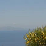ベッド・アンド・ブレックファスト Le Ginestre Di Capri Bb & House アナカプリ