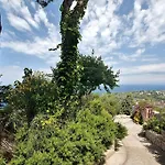 Le Ginestre Di Capri Bb & House 4*