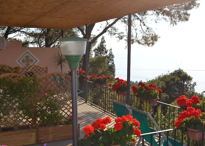 Le Ginestre Di Capri Bb & House 4*