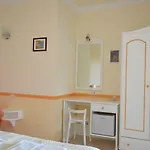 Bed & Breakfast Le Ginestre Di Capri Bb & House
