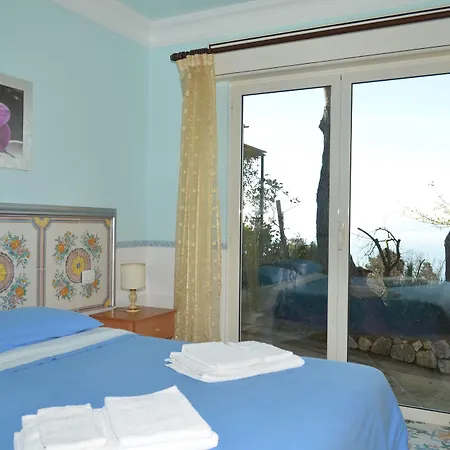 Frühstückspension Le Ginestre Di Capri Bb & House 3*