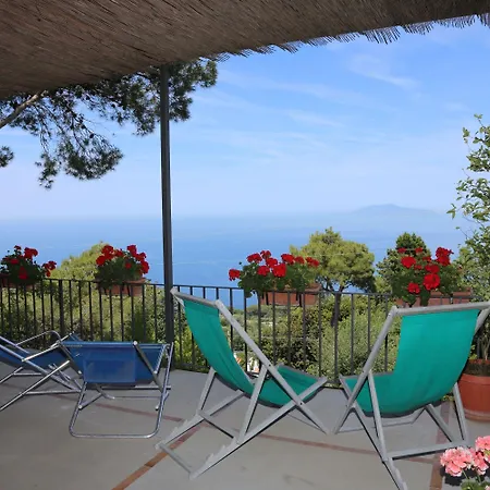 Le Ginestre Di Capri Bb&holiday House 4* Anacapri (Isola di Capri)