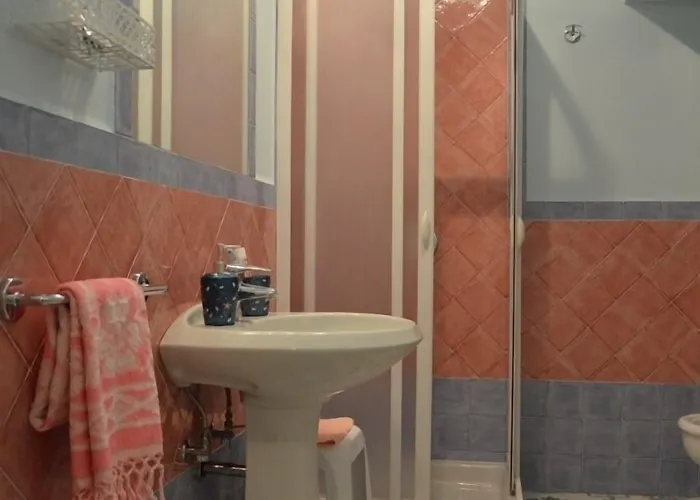 לינה וארוחת בוקר Le Ginestre Di Capri Bb & House אנה קאפרי