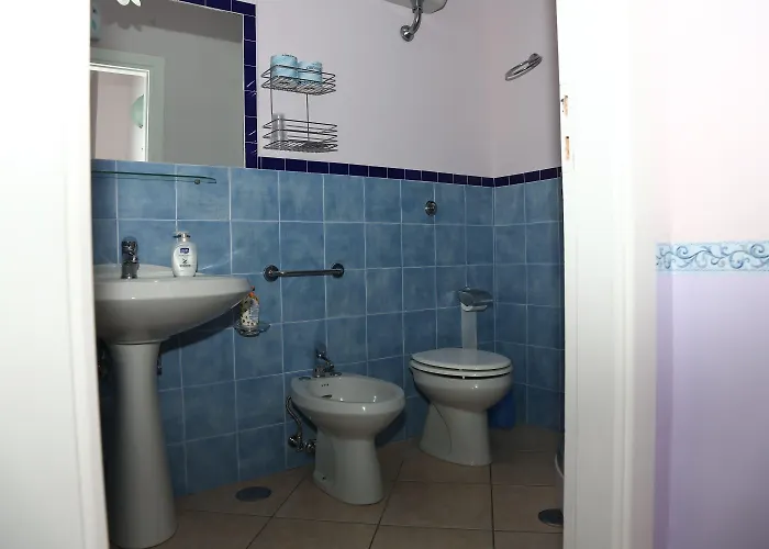 לינה וארוחת בוקר Le Ginestre Di Capri Bb & House אנה קאפרי