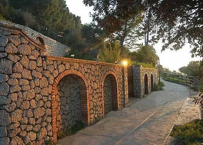 Le Ginestre Di Capri Bb & House